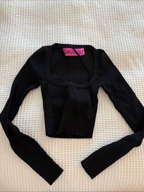 Black cropped long sleeve halter knit
